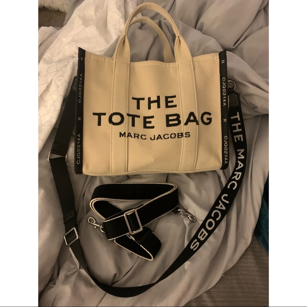 Marc Jacob’s Small The Tote Bag